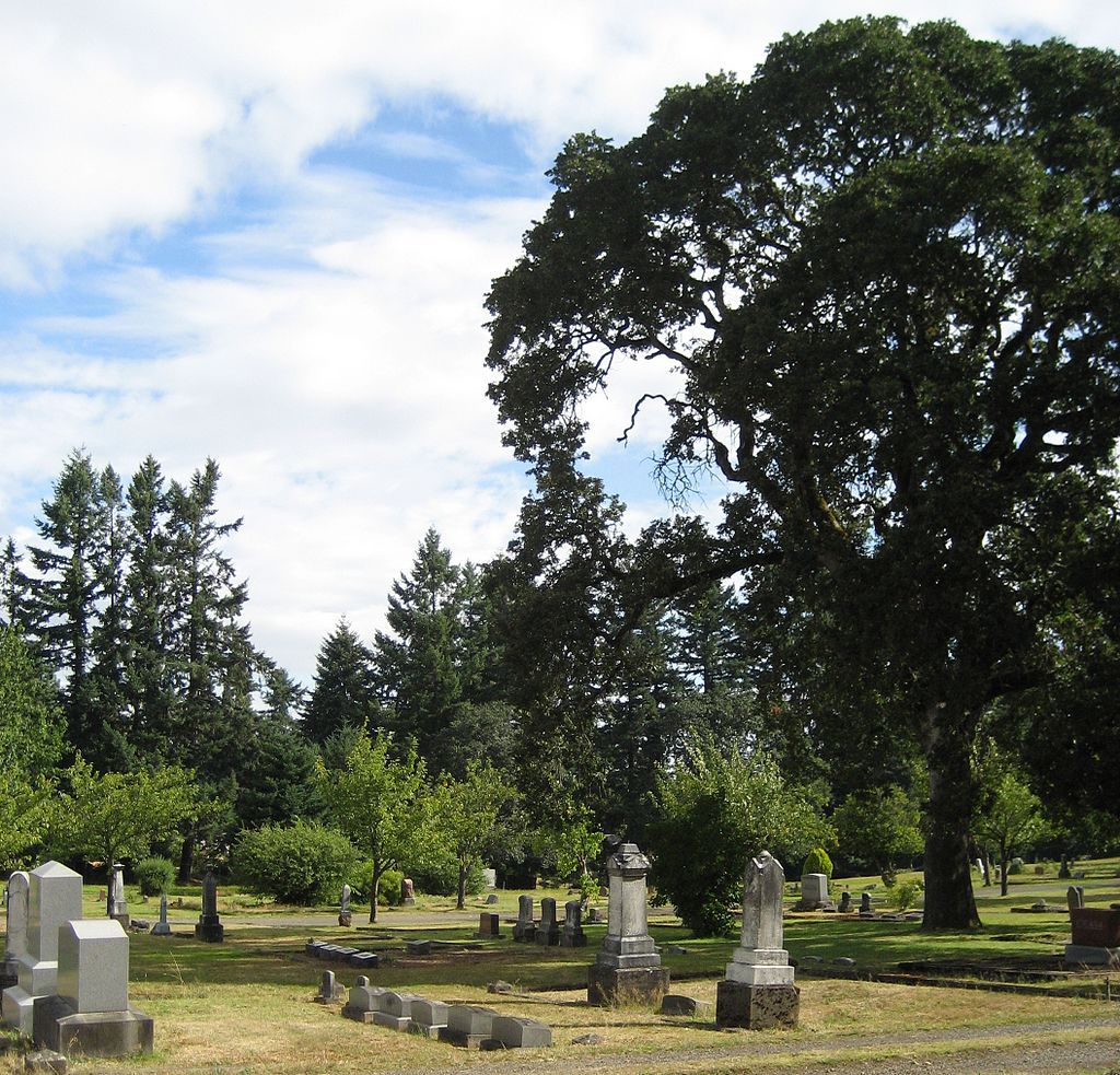 Headstones at Salem Pioneer Cemetery