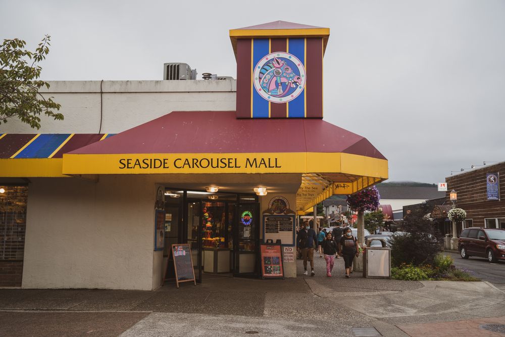 Exterior of Seaside Carousel Mall
