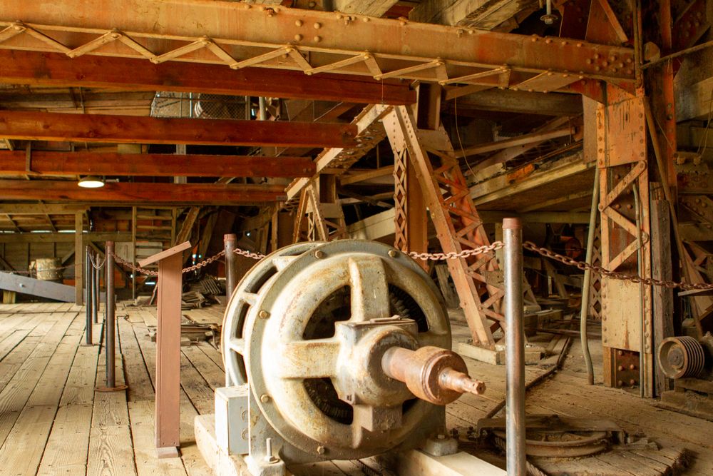 Interior the structure at Sumpter Valley Dredge Heritage Area