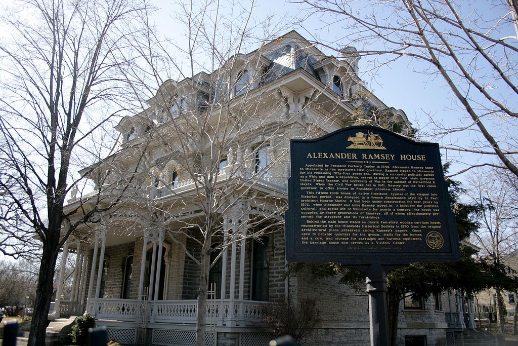 History marker of the Alexander Ramsey House