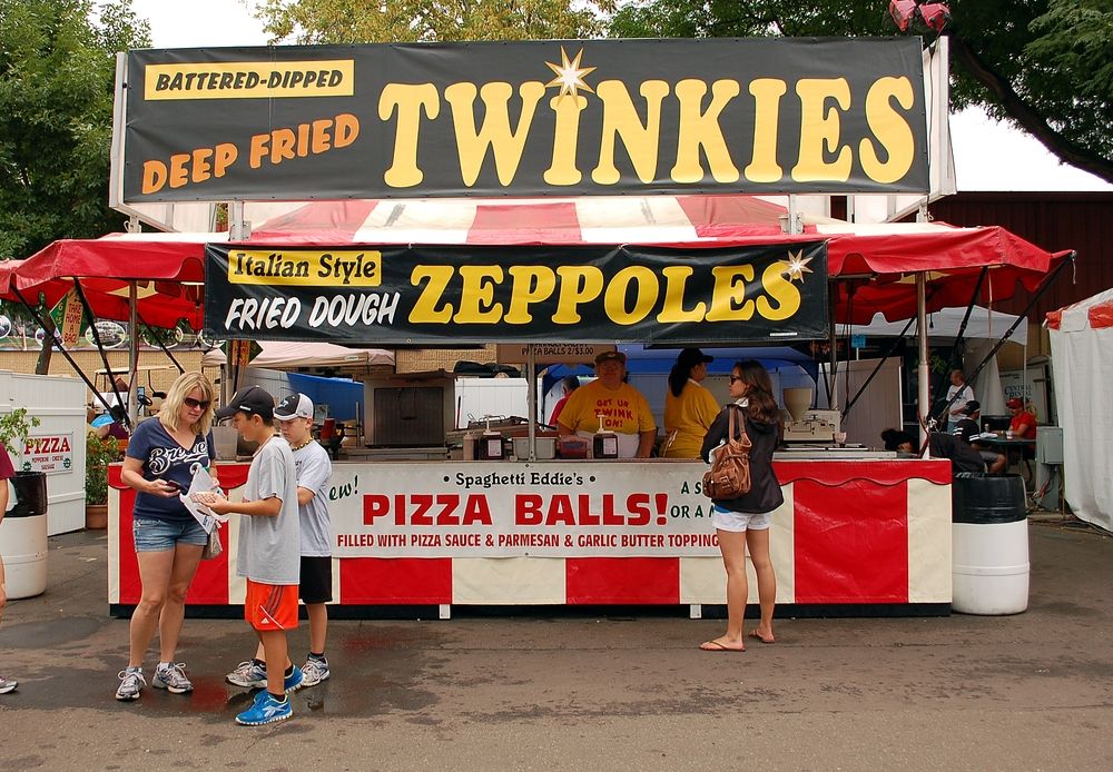Food stand at Minnesota State Fair