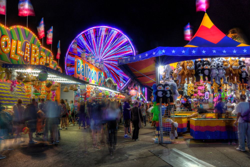 Night scene at Minnesota State Fair