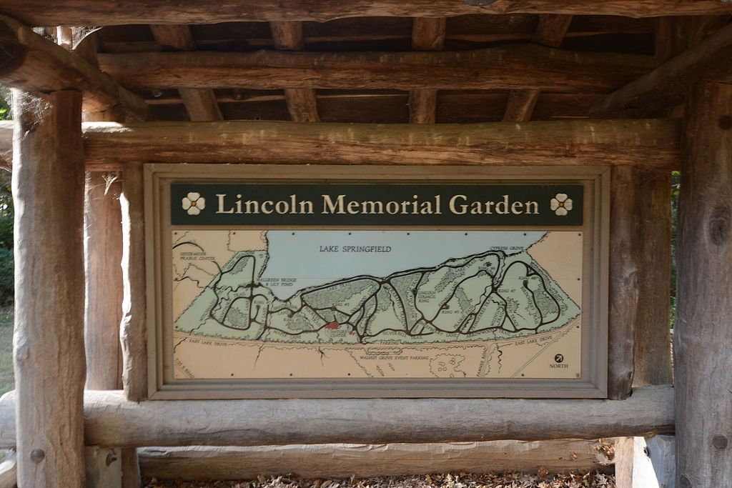 Map sign of Abraham Lincoln Memorial Garden