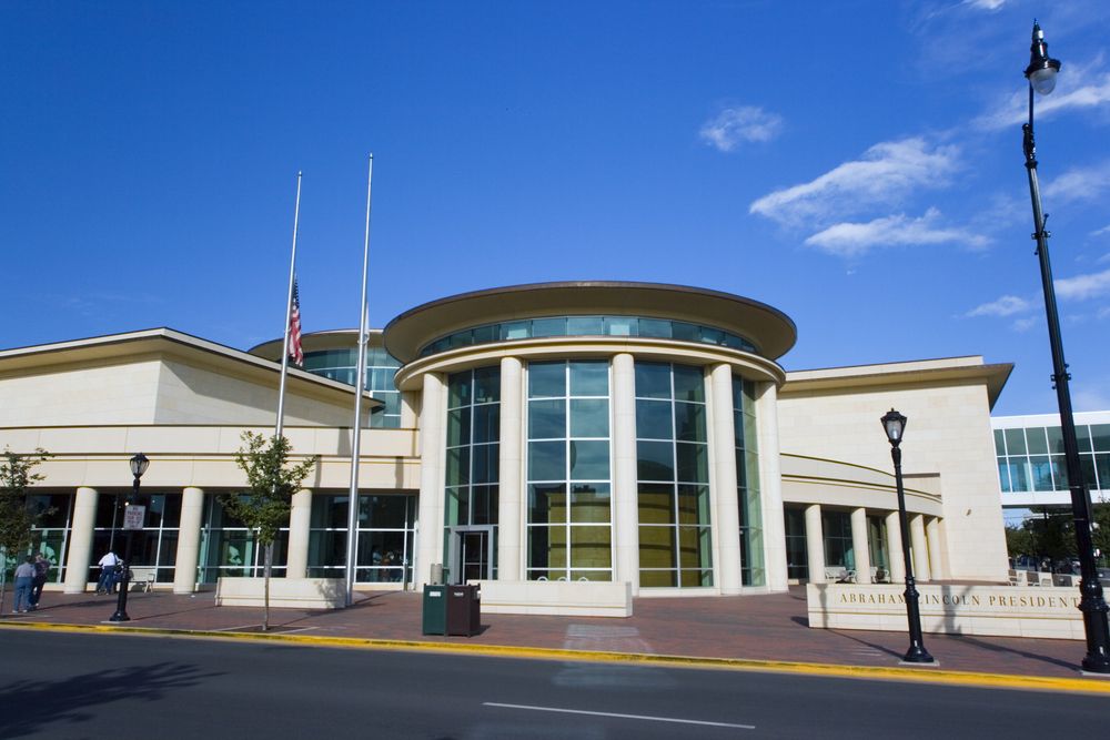 Exterior of Abraham Lincoln Presidential Library and Museum
