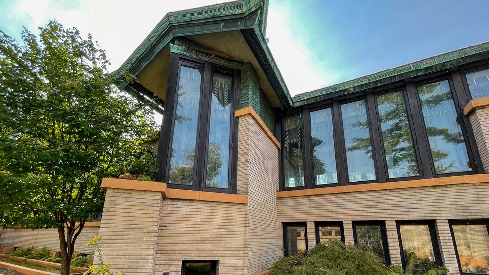 Glass windows of Dana-Thomas House