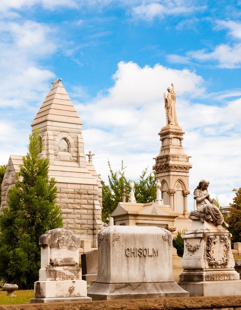 Headstones at Oakland Cemetery