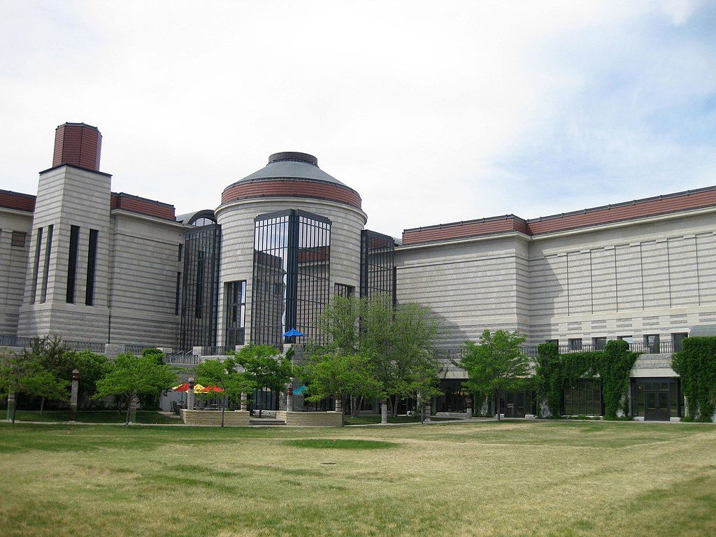 Exterior of Minnesota History Center