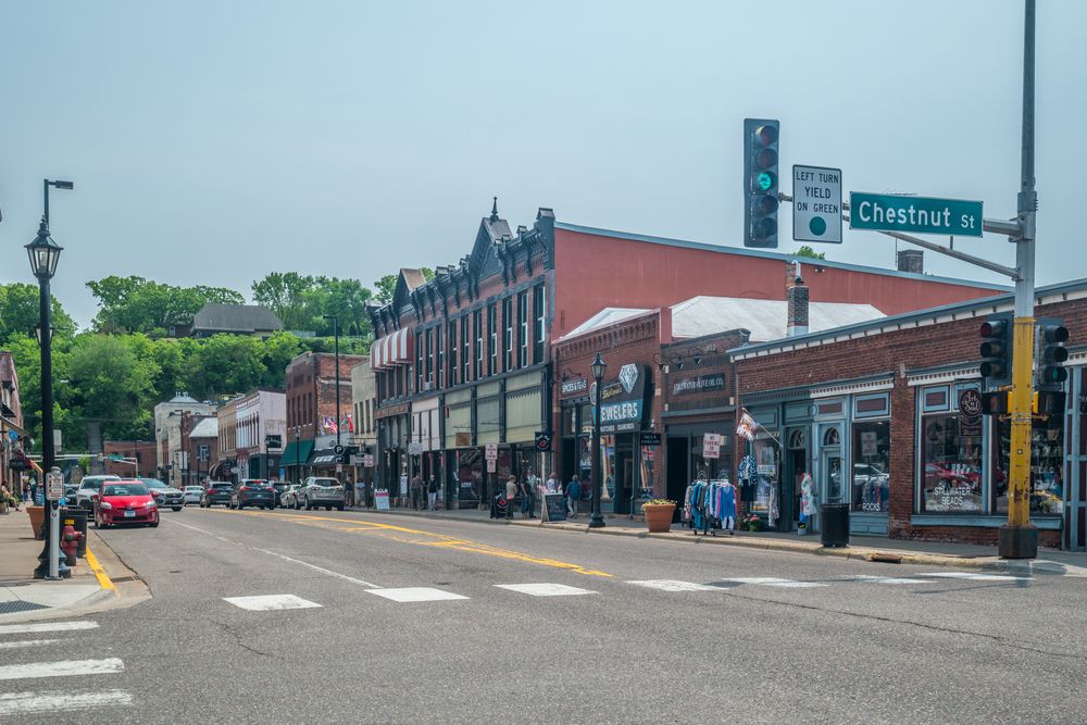 Restaurants along Stillwater