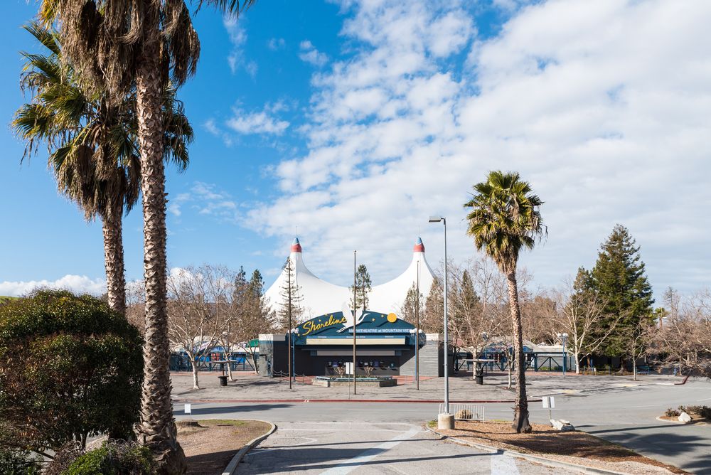Exterior of Shoreline Amphitheatre