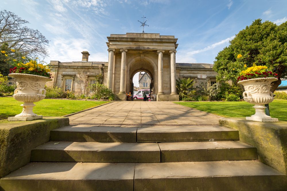 The gate of Sheffield Botanical Gardens