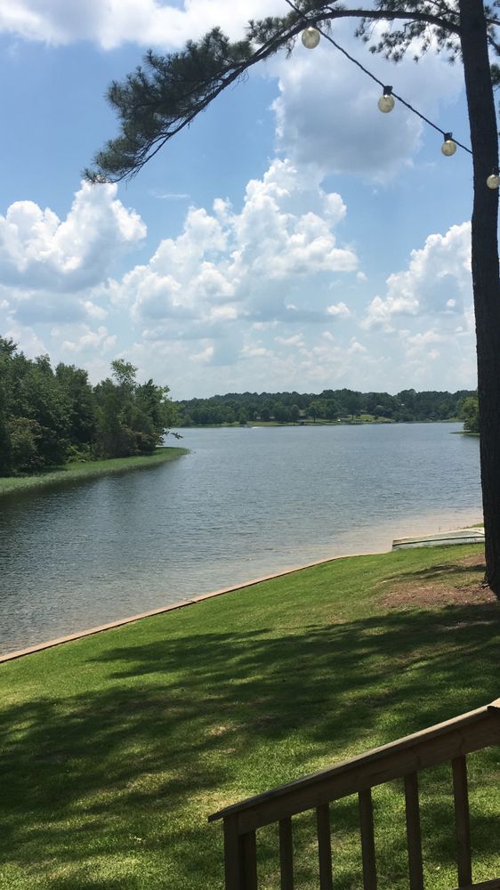The waters of Tuscaloosa Lake