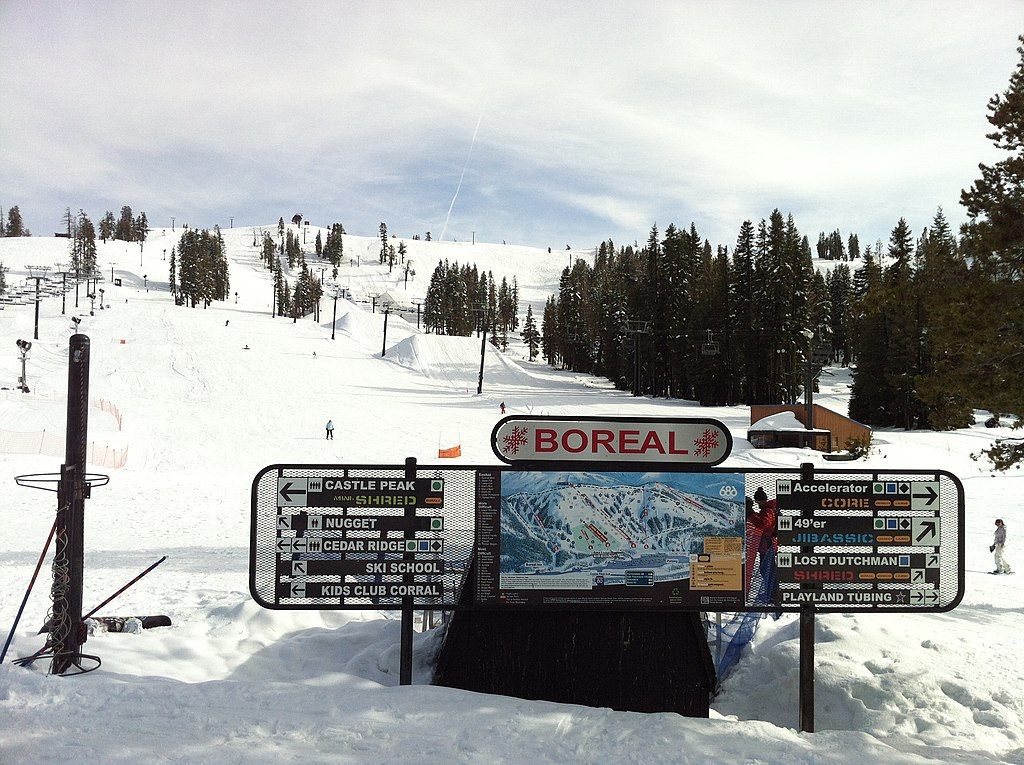 Direction signs at Boreal Mountain Resort