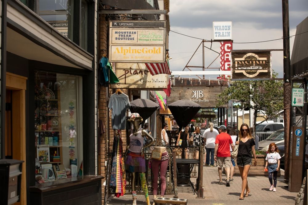 People passing by Historic Downtown Truckee shops