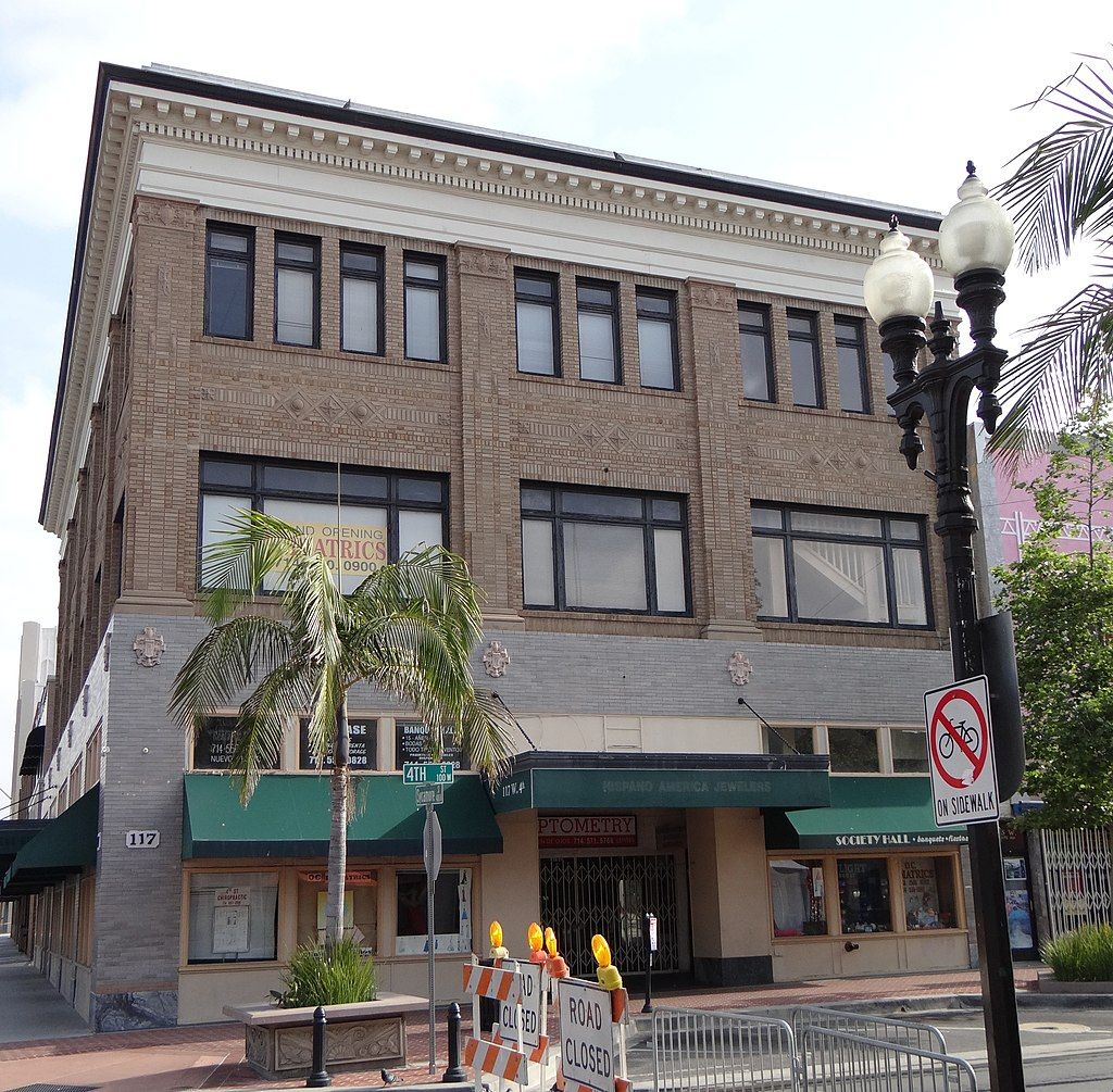 Entrance to Rankin Building