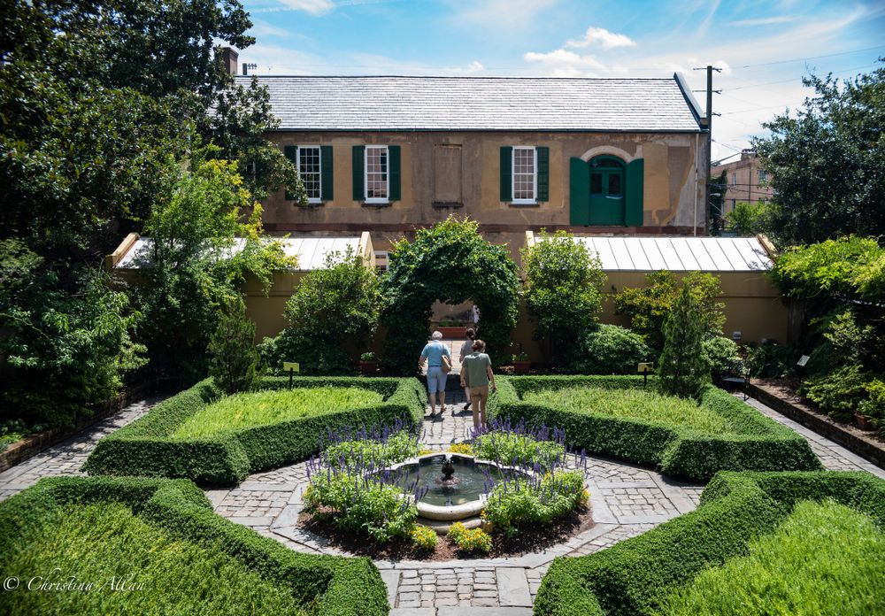 Manicured garden of Owens-Thomas House