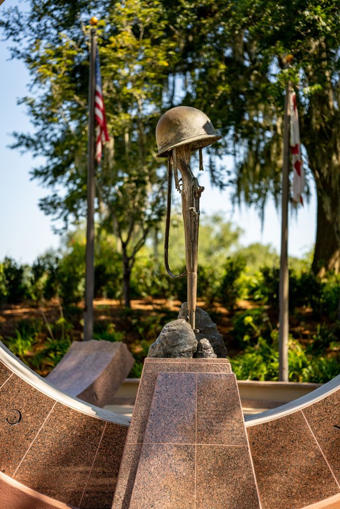 Korean war memorial at Cascades Park