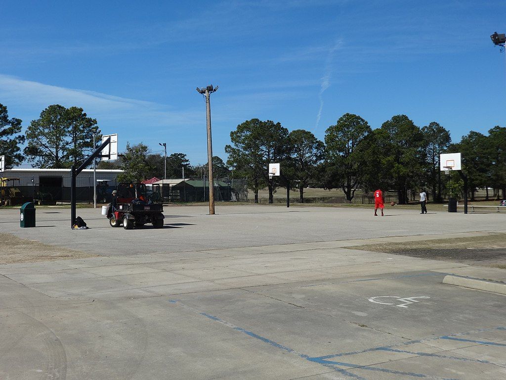 Basketball court at Tom Brown Park