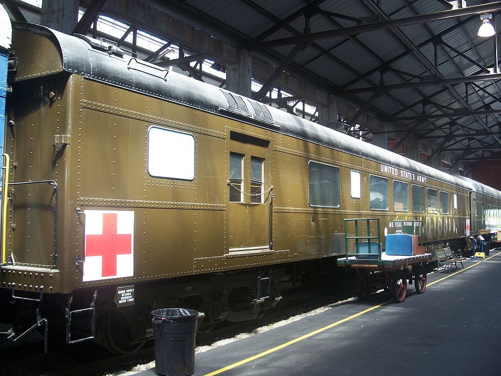 A train at Gold Coast Railroad Museum