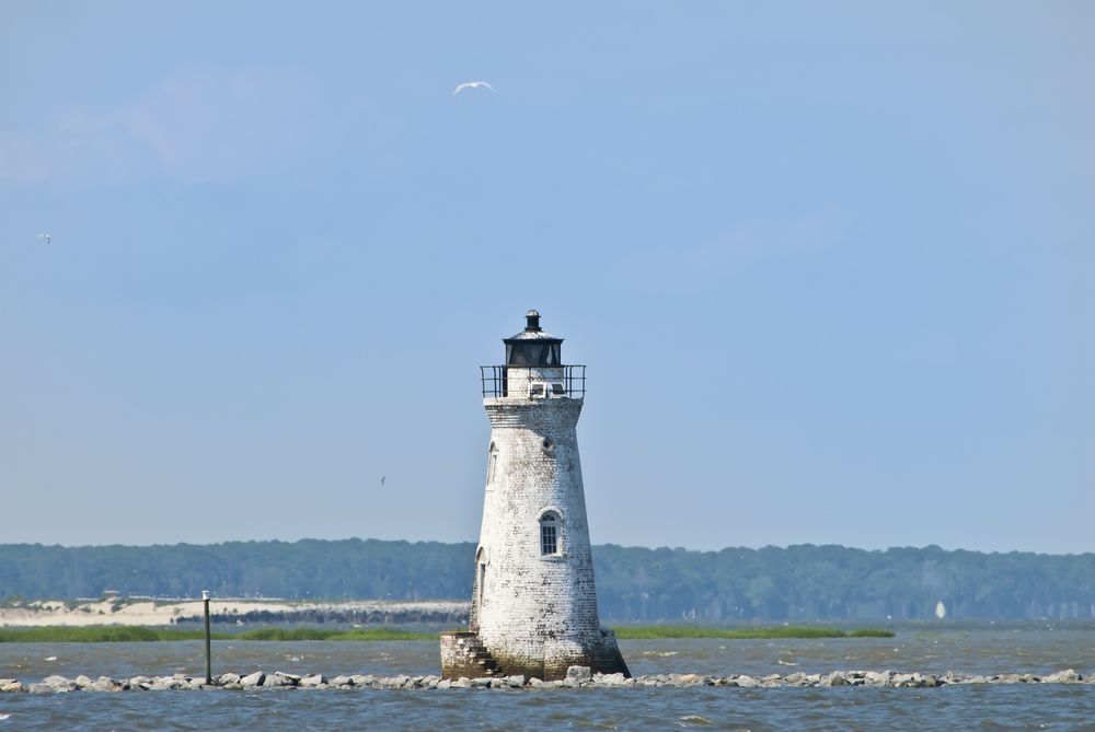 Daytime view of Cockspur Island Lighthouse