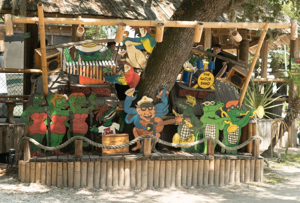 Reptile cutouts of The Crab Shack