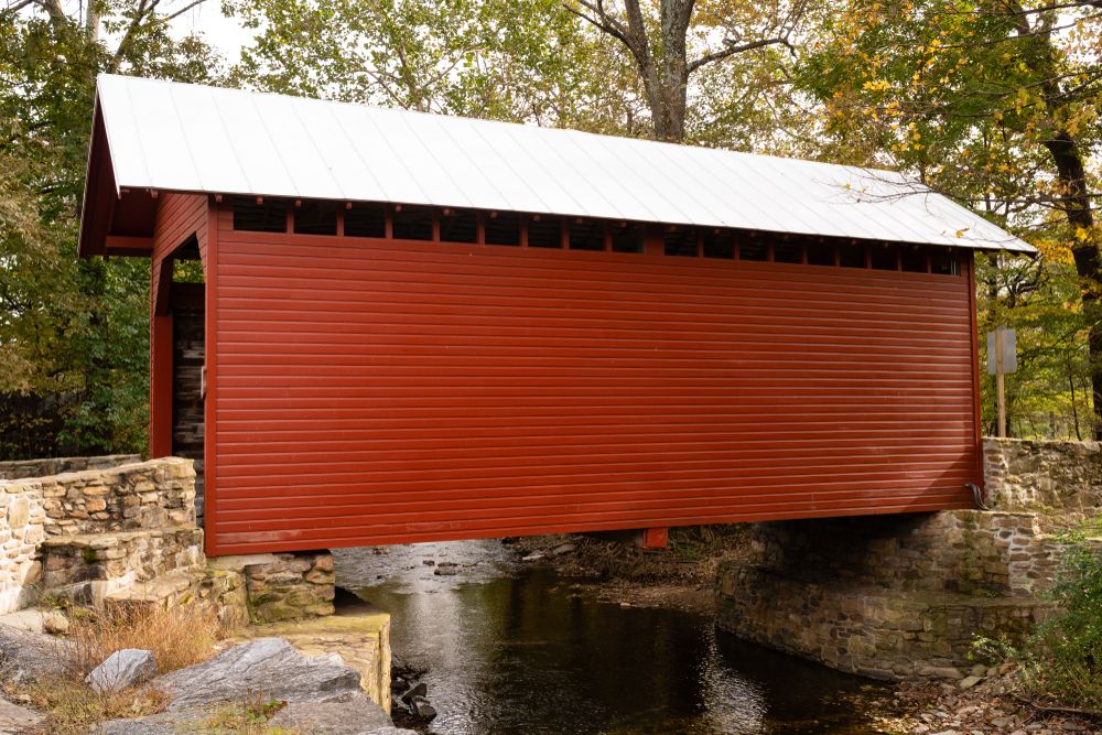 The body of Roddy Road Covered Bridge