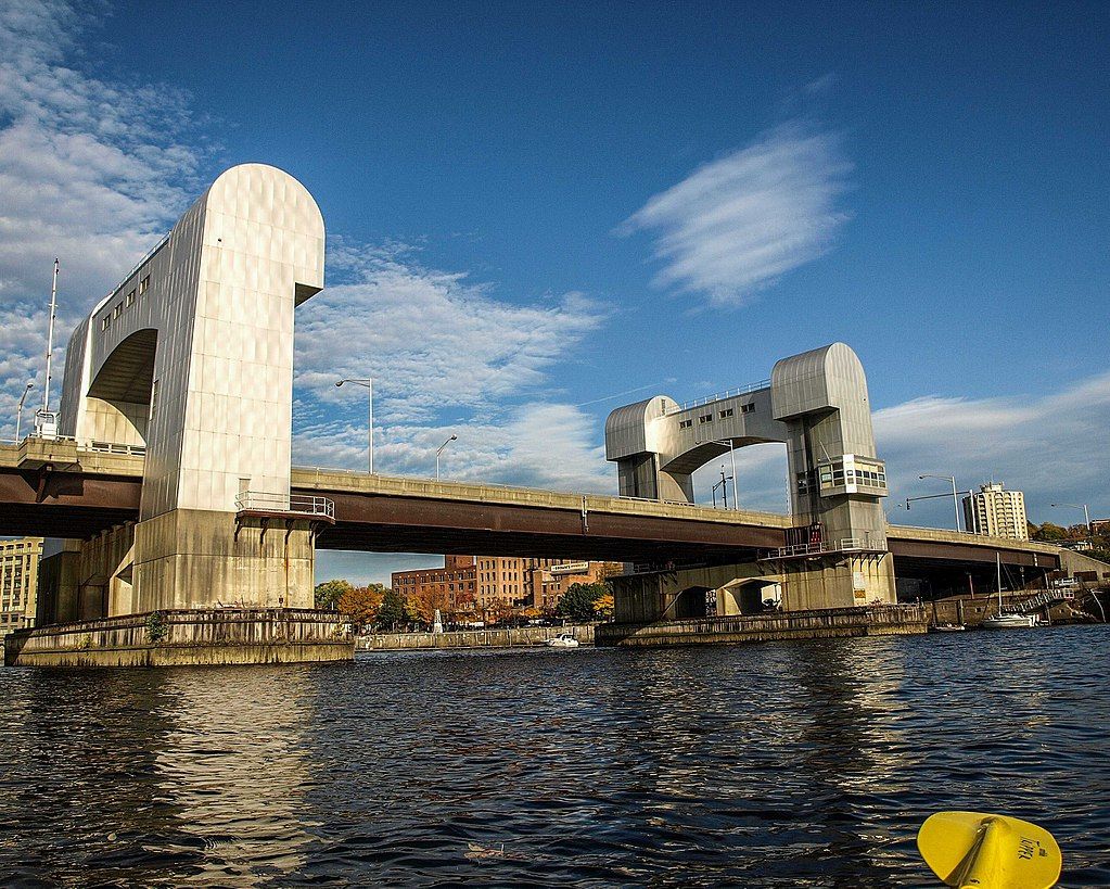 Daytime view of Green Island Bridge