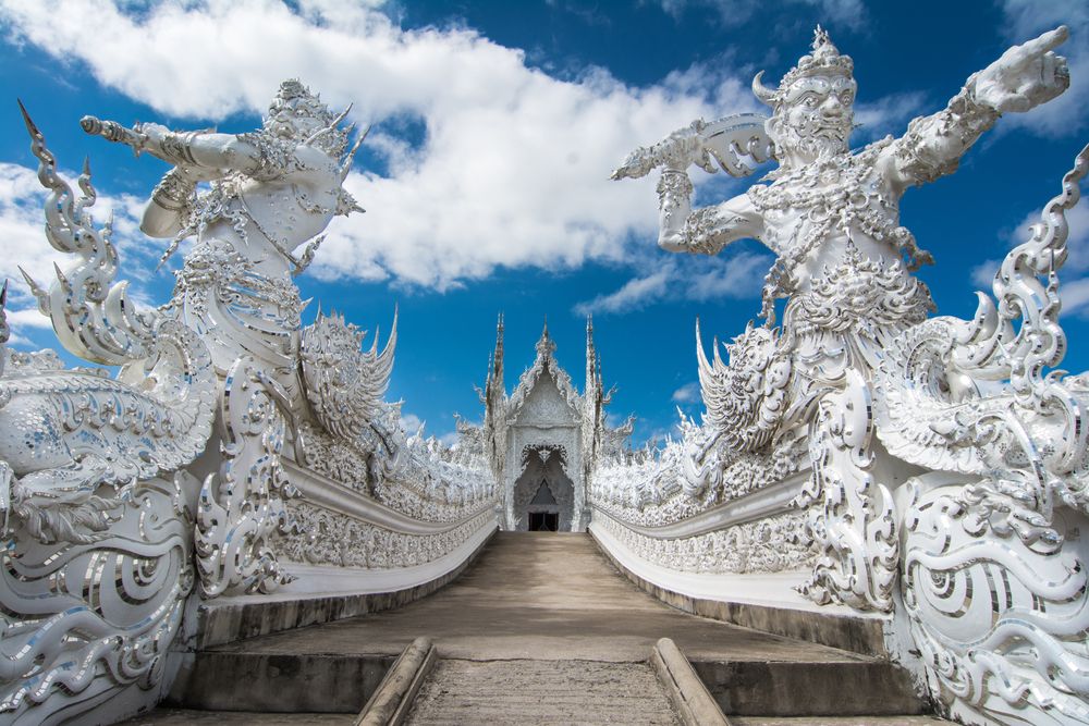 Outside view of Wat Rong Khun