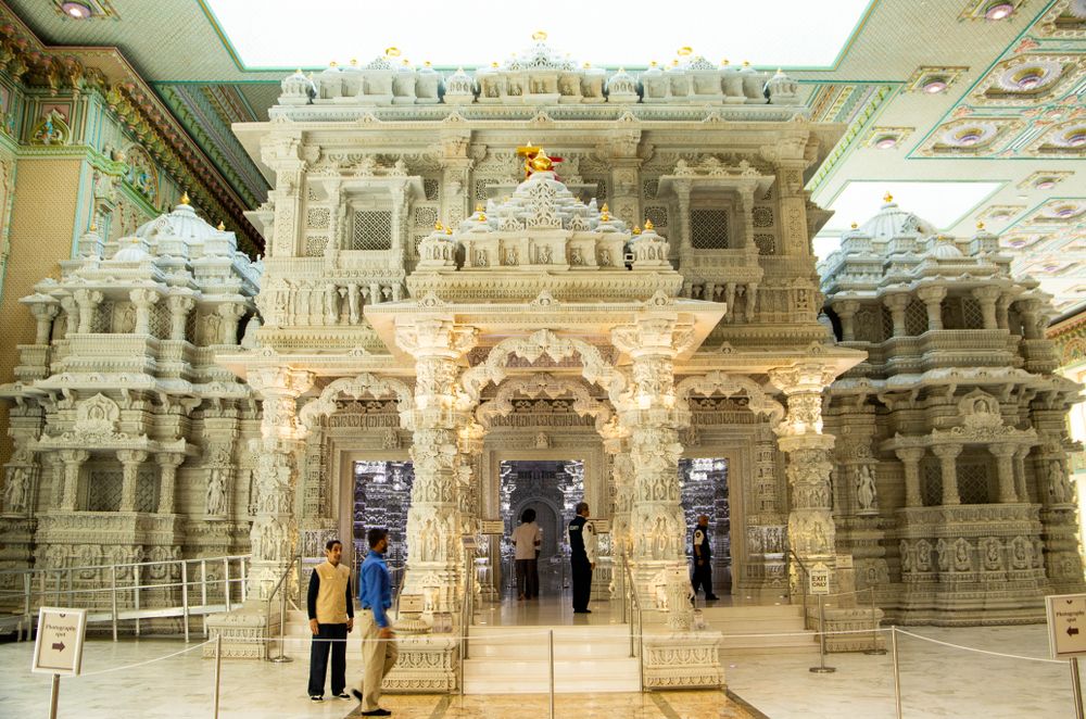 Exterior of BAPS Shri Swaminarayan Mandir