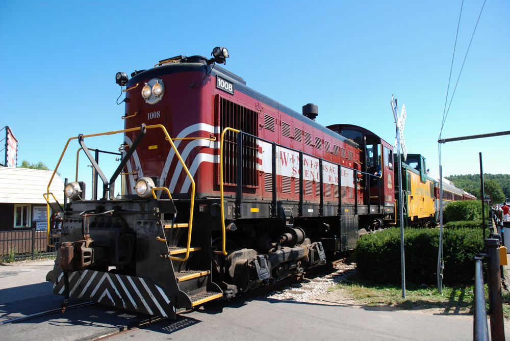 A Train in Winnipesaukee Scenic Railroad