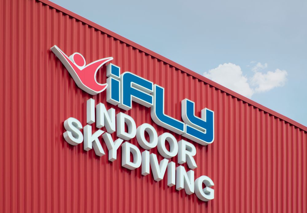 Building sign of iFLY Indoor Skydiving