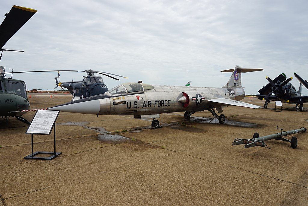 Fighter jet on the grounds of Aviation Memorial Museum