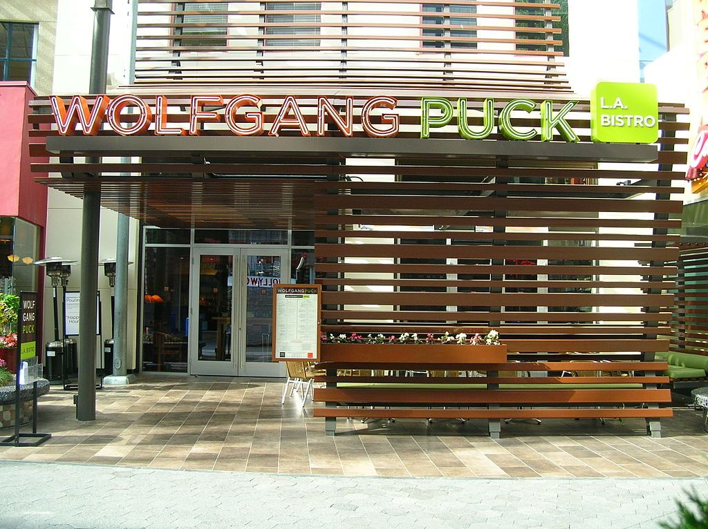 Exterior of Wolfgang Puck Bistro