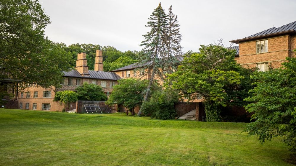 The grounds of Cranbrook Institute of Science