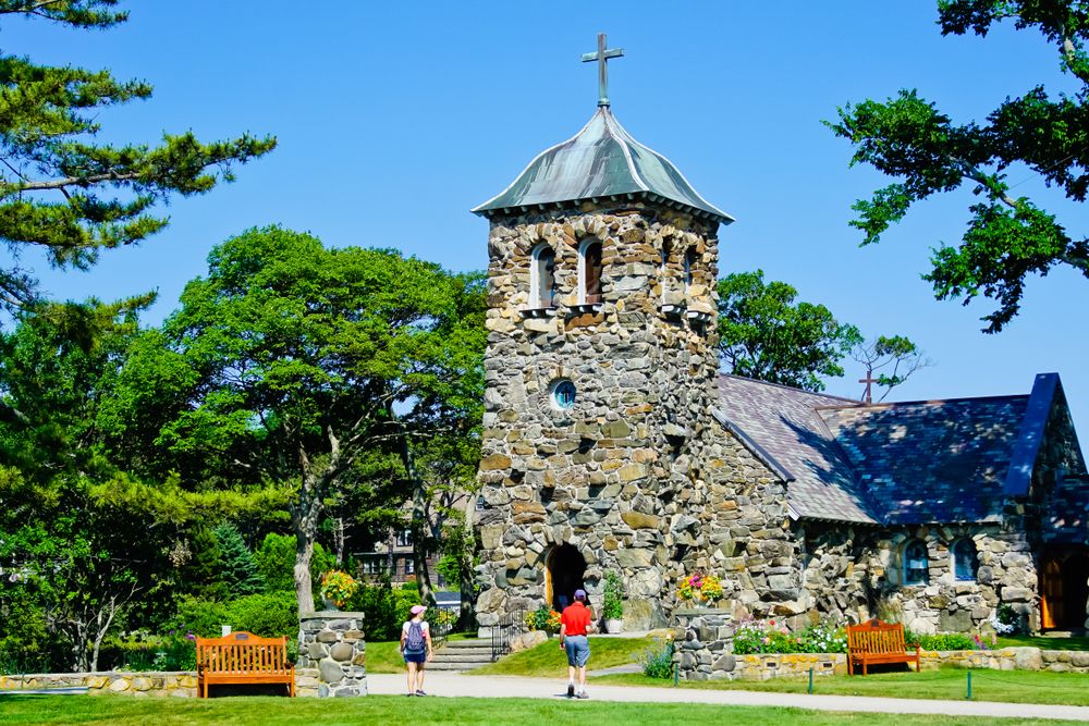 Unique Architecture of St. Ann’s Church
