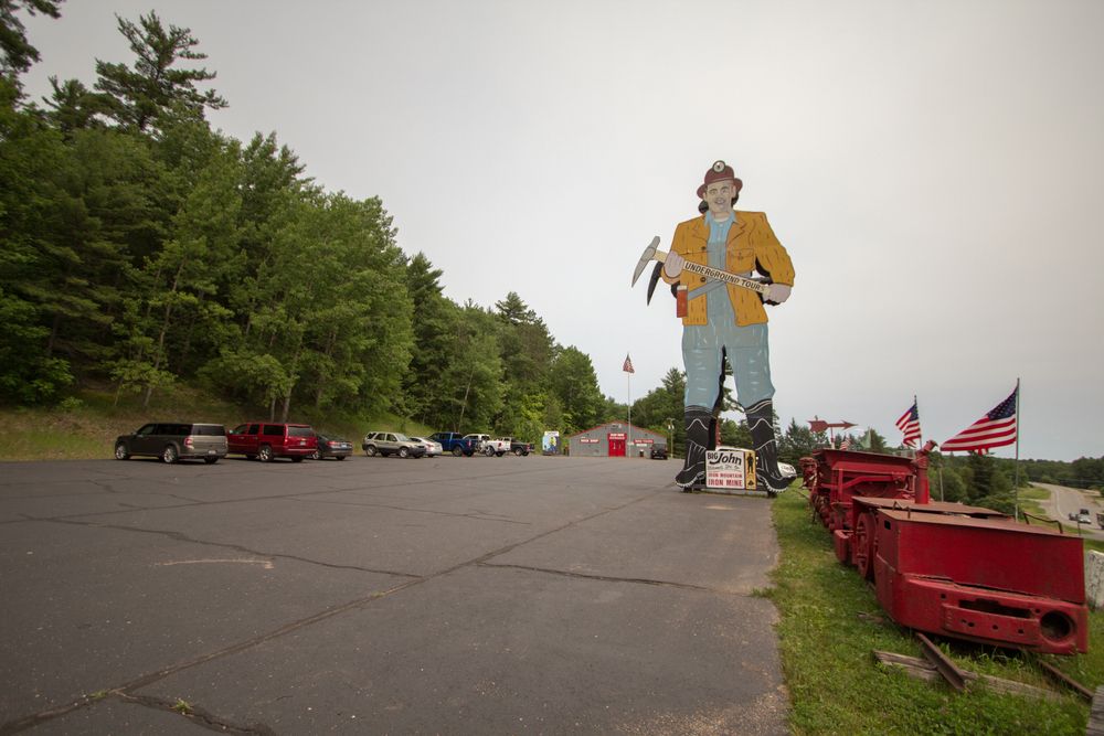 Miner sculpture at Iron Mountain Iron Mine