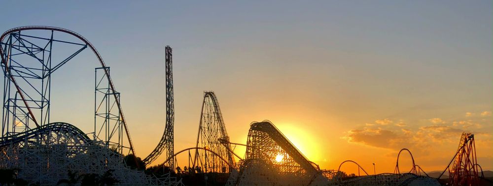Six Flags Magic Mountain's rollercoaster silhouette