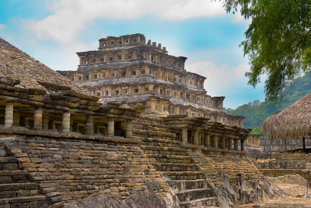 Closer view of the pyramid of niches at El Tajín