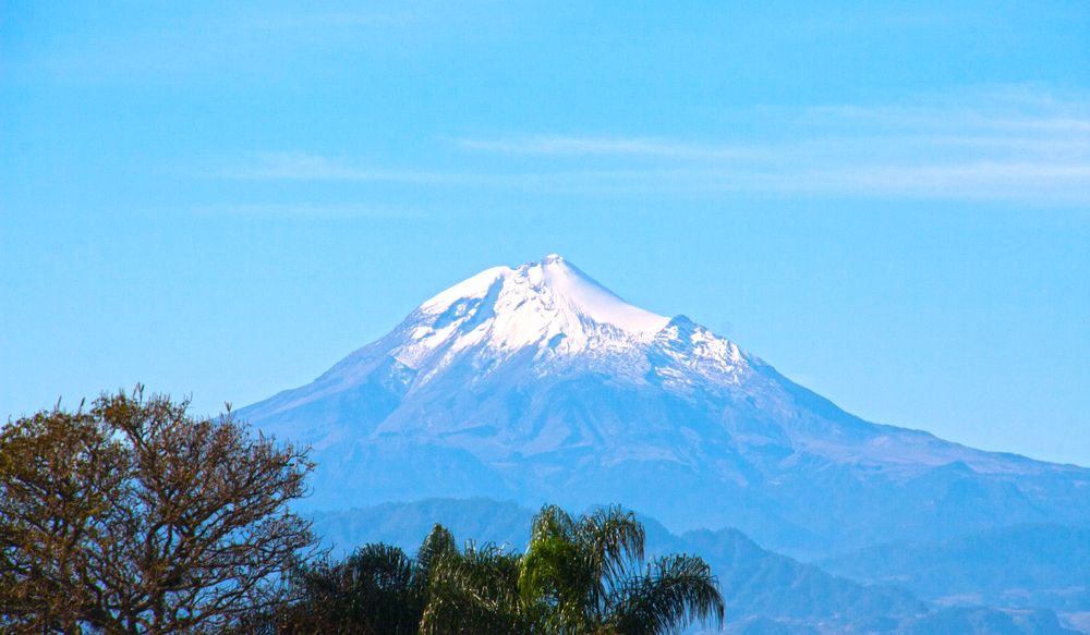 Scenic view of Pico de Orizaba volcano