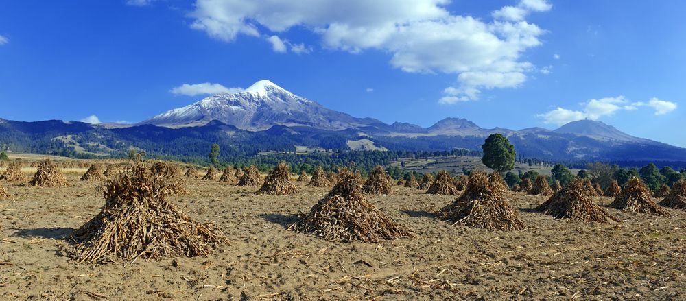 Scenic landscape view near the Pico de Orizaba volcano