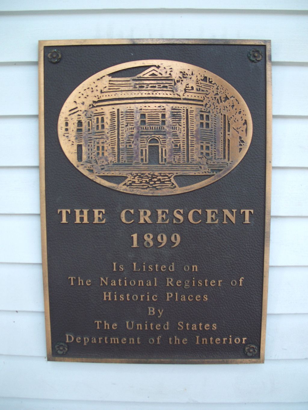 Plaque of the Crescent