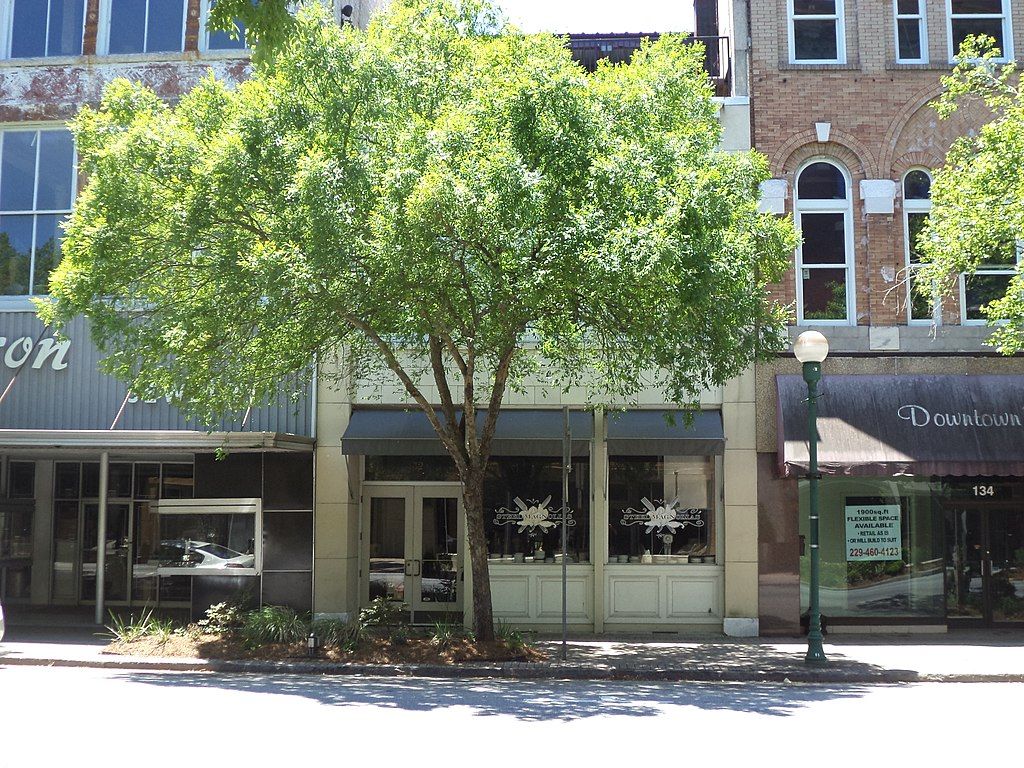 Exterior of Steel Magnolias