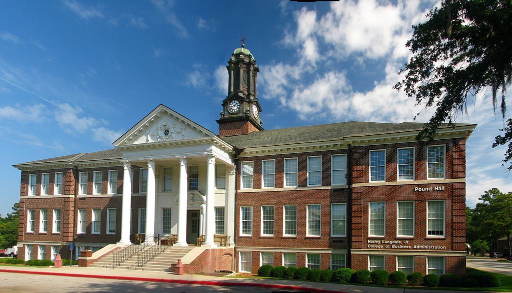 Pound hall in Valdosta State University Campus