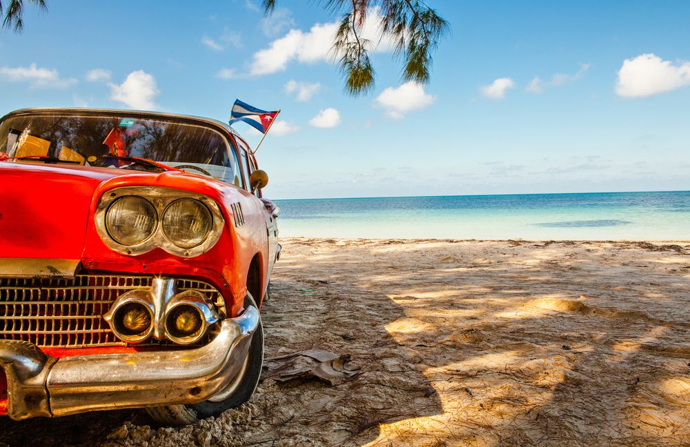 A vintage car near the shore of Cayo Jutias