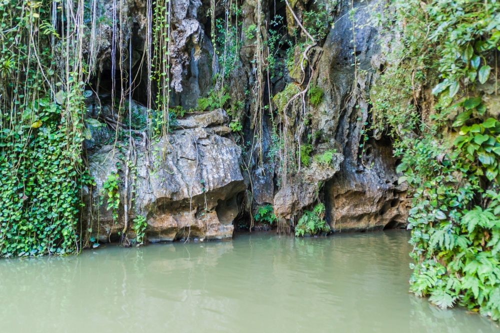 Entrance of Cueva del Indio