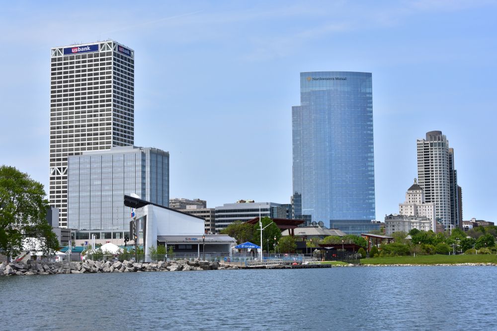 View of Milwaukee skyline from Lakeshore State Park