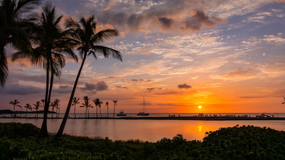 Sunset at Anaeho’omalu Beach