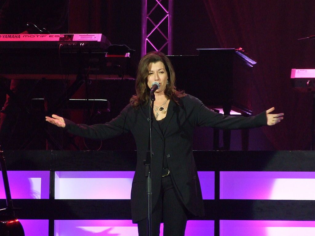 A singer performing at Peppermill Concert Hall