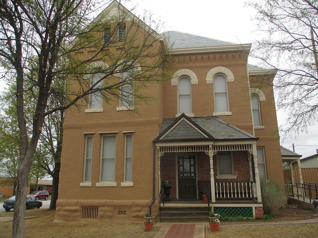 Exterior of Clay County 1890 Jail Museum
