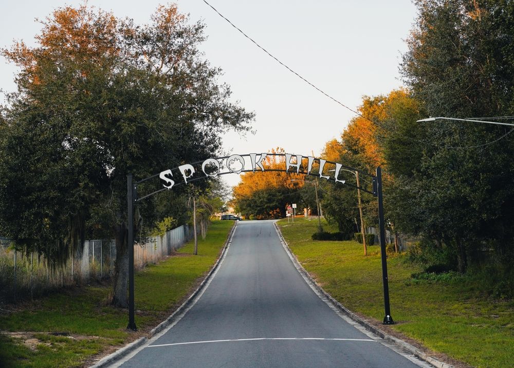 Welcome arch of Spook Hill