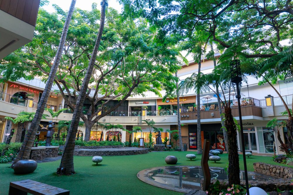The grounds of International Market Place